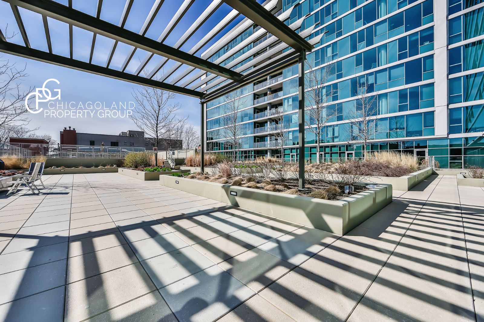 3740 N. Halsted (Halsted Flats) Apartments & Condos For Rent